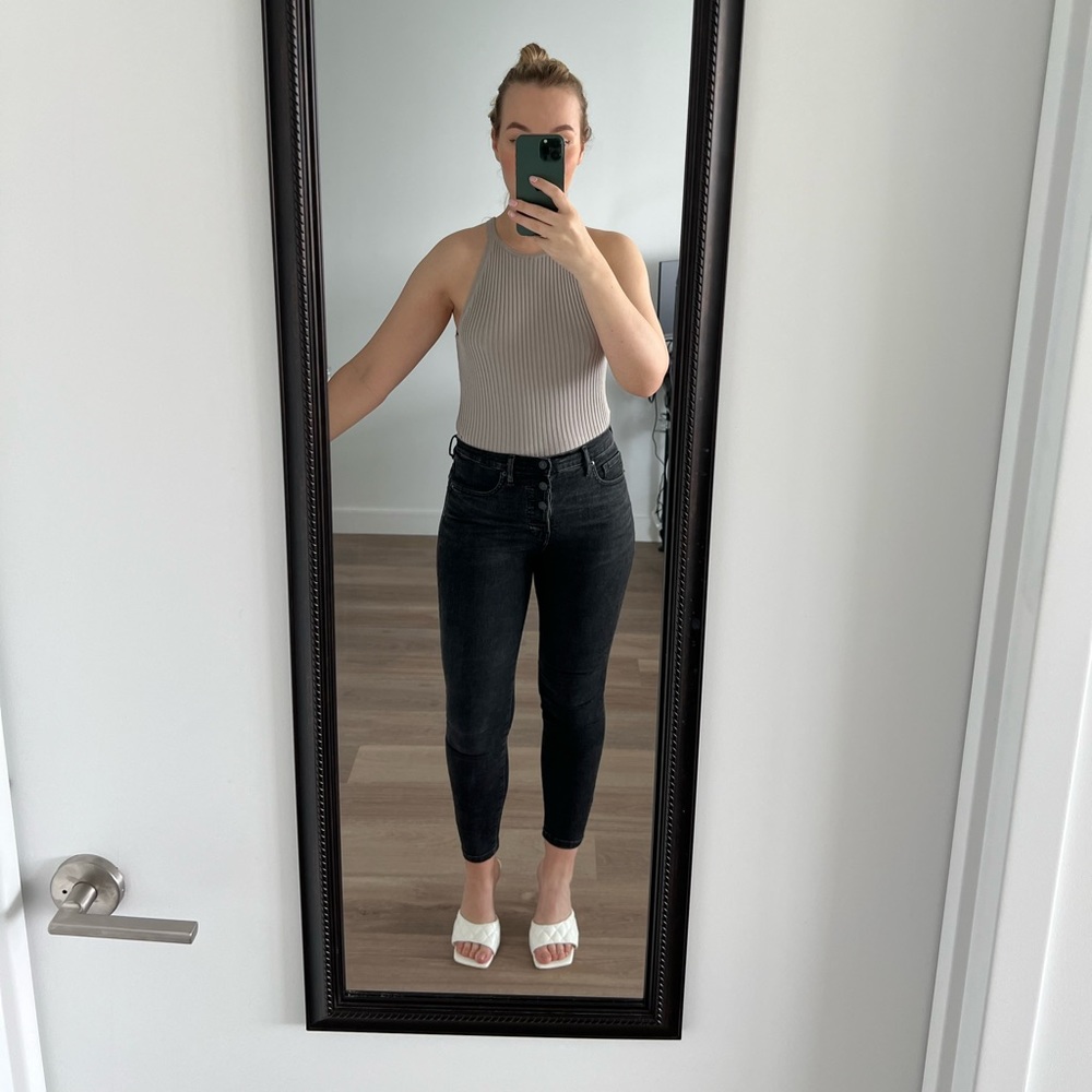 High waisted jeans